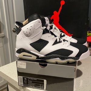 Air Jordan Retro 6 Oreo